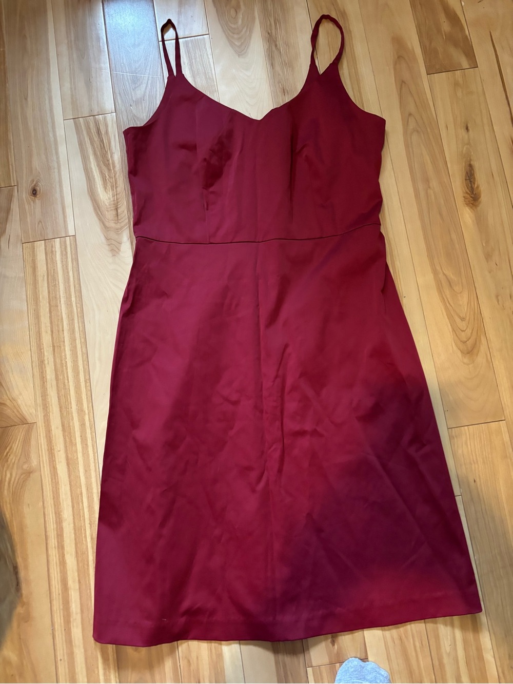 Jacob Wine-Red Midi Slip Dress with Spaghetti Straps